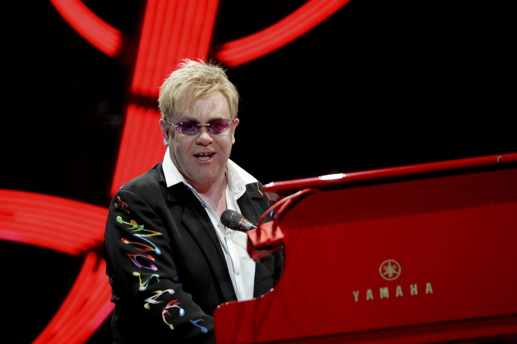 Joyeux anniversaire à Elton John !