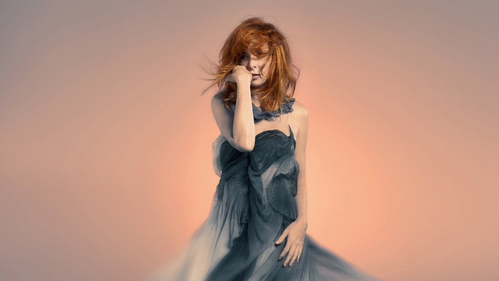 Mylène Farmer Sans contrefaçon dans un nouvel ouvrage XXL ?